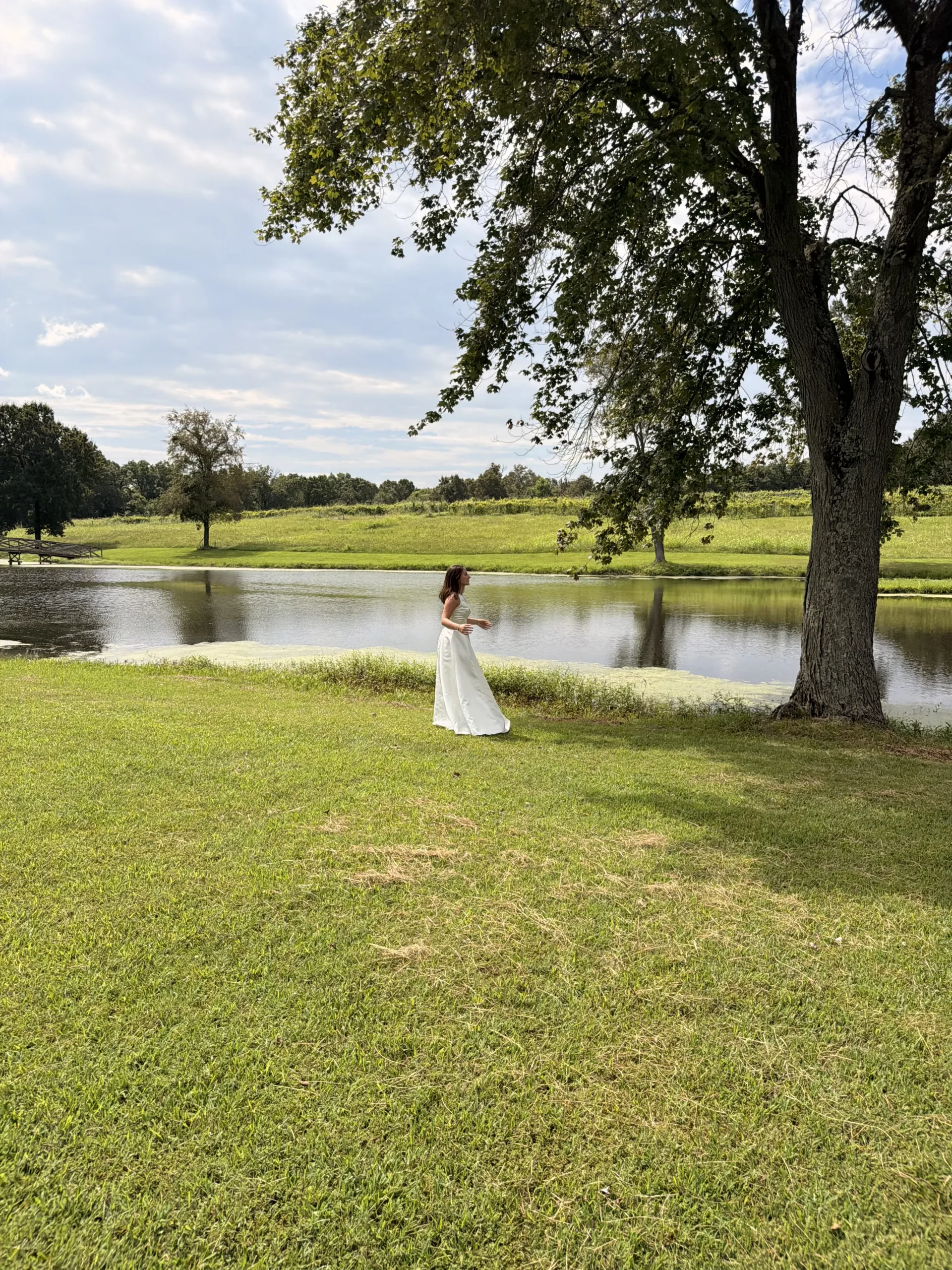 Lakeside ceremony detail at Villa Antonio Winery